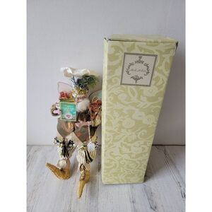 Mark Roberts cookbook fairy, med 51 31872 Santa Claus Xmas